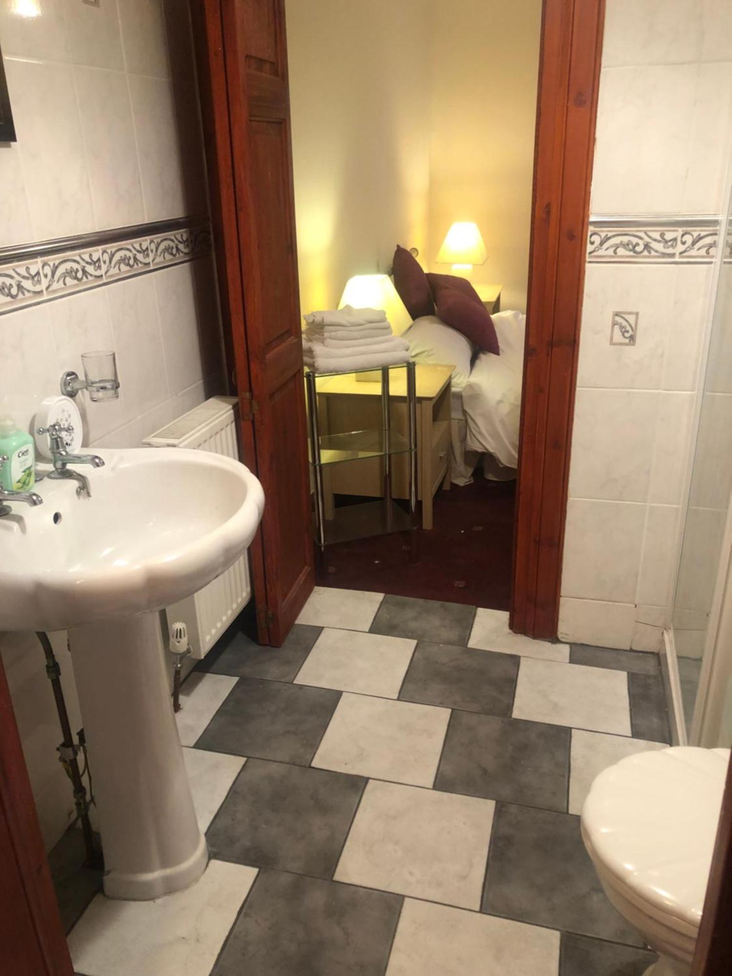 Executive Serviced Apartments 2 Forfar Dış mekan fotoğraf